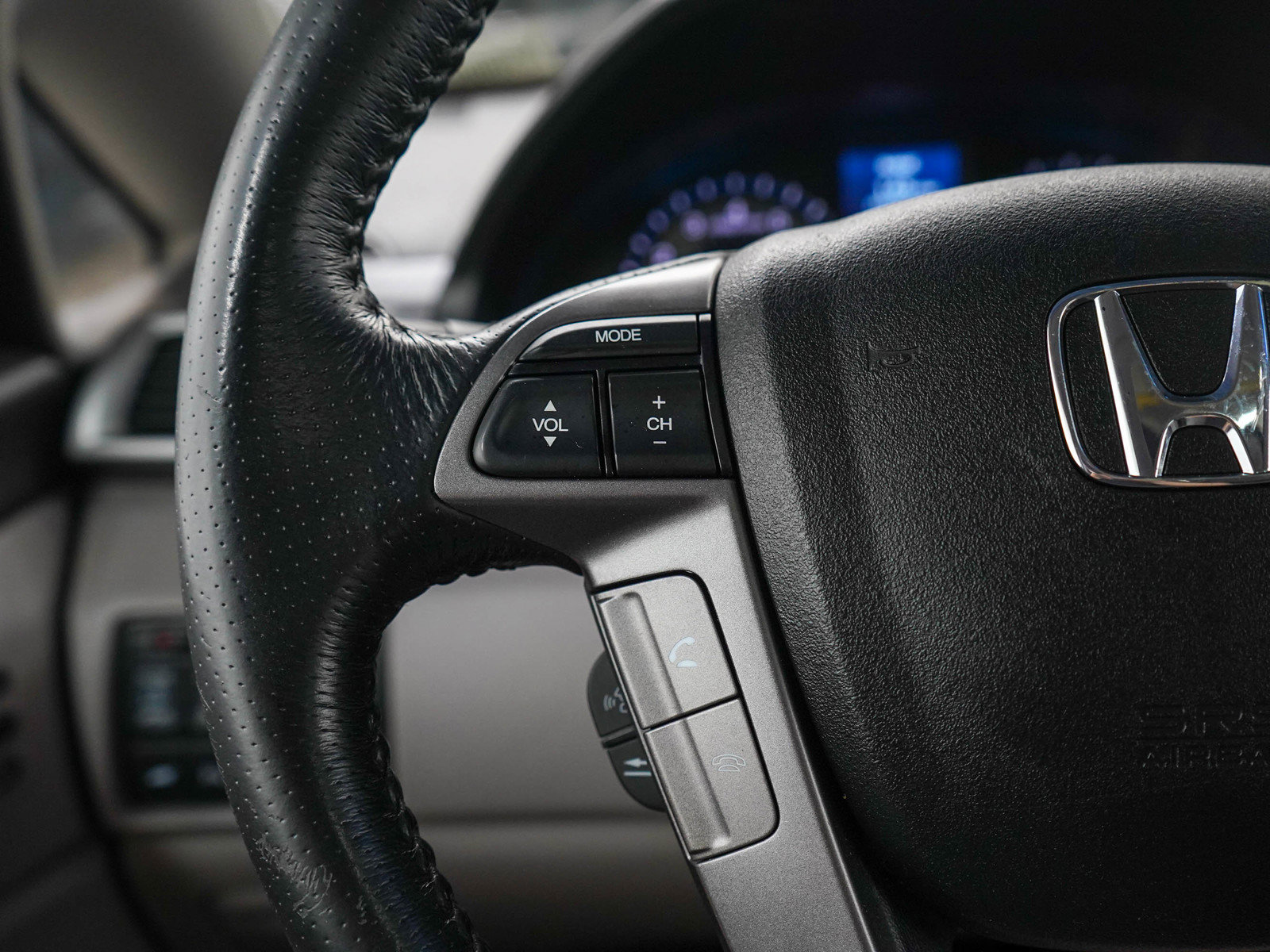 Used 2012 Honda Odyssey Touring image 29
