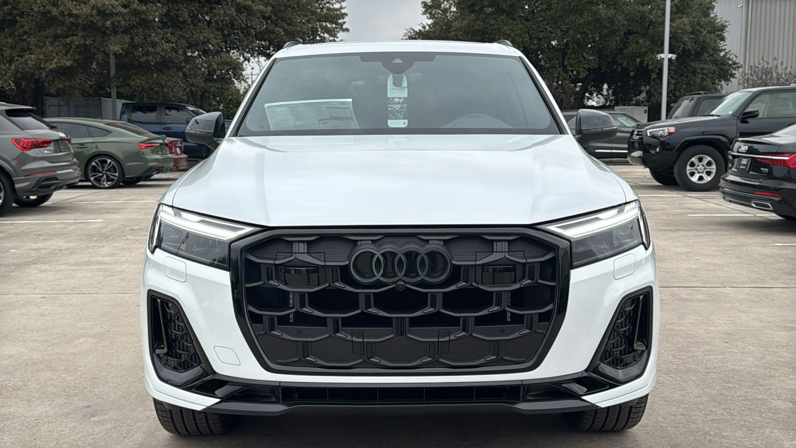 New 2026 Audi SQ7 Premium Plus image 2