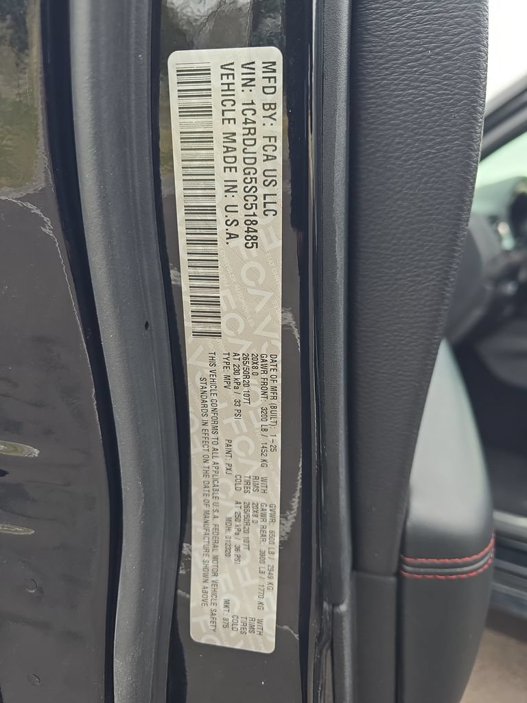 Used 2025 Dodge Durango GT AWD/4WD image 32