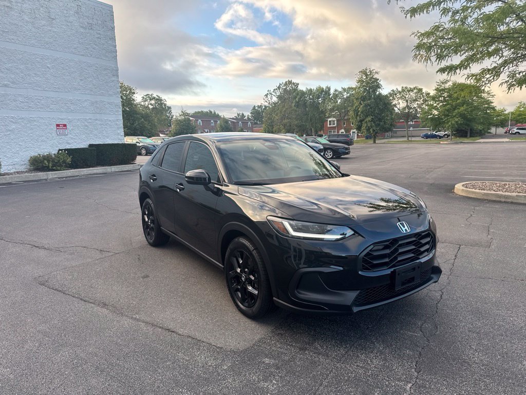 Certified 2024 Honda HR-V Sport image 2