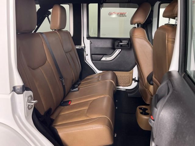 Used 2015 Jeep Wrangler Unlimited Rubicon w/ Dual Top Group image 27