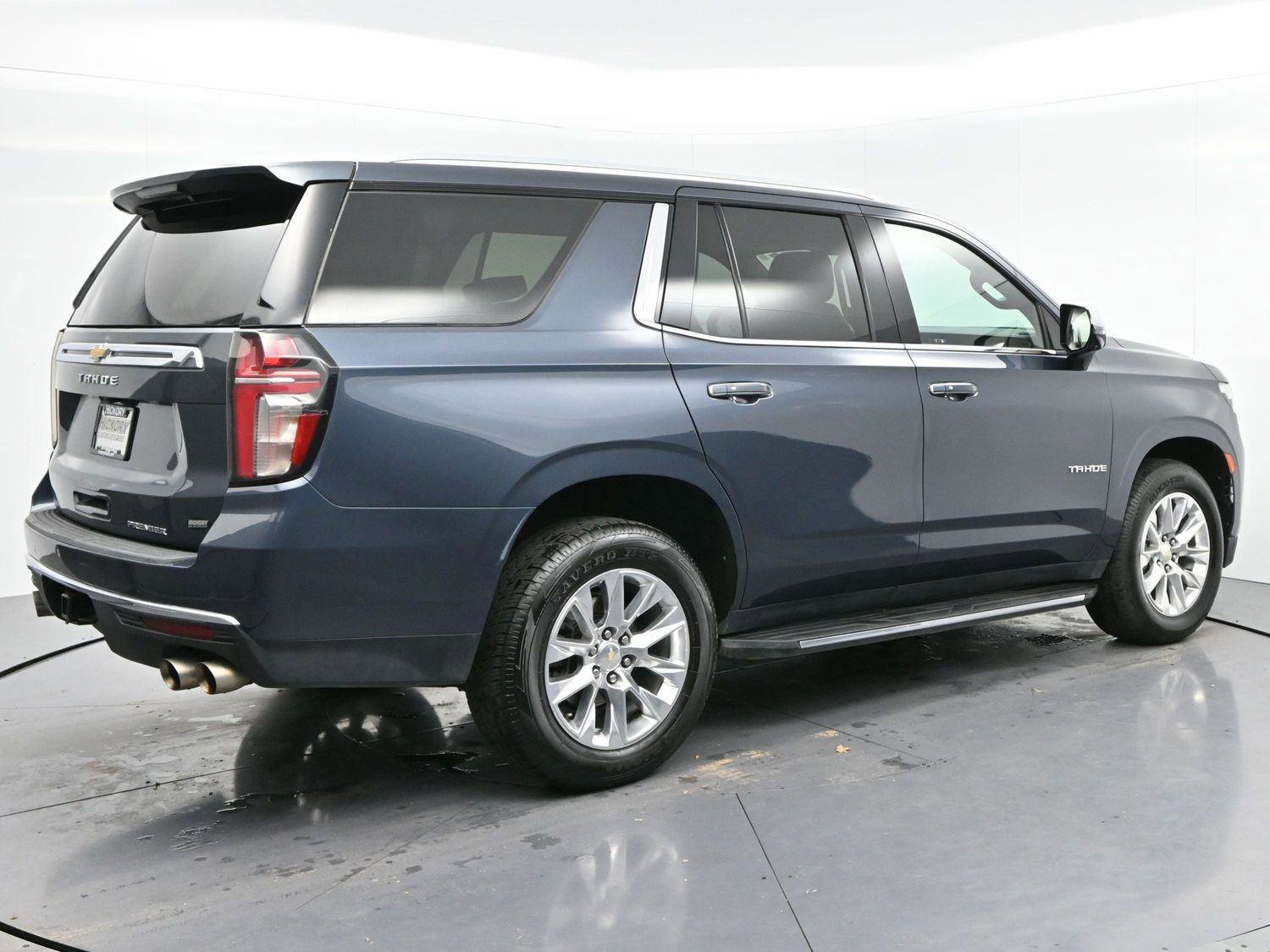 Used 2021 Chevrolet Tahoe Premier w/ Premium Package image 7