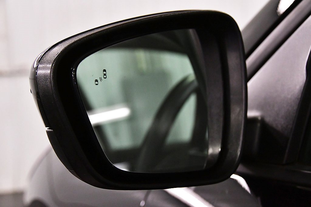 Used 2022 Ford Escape SEL w/ SEL Stealth AWD Package image 13