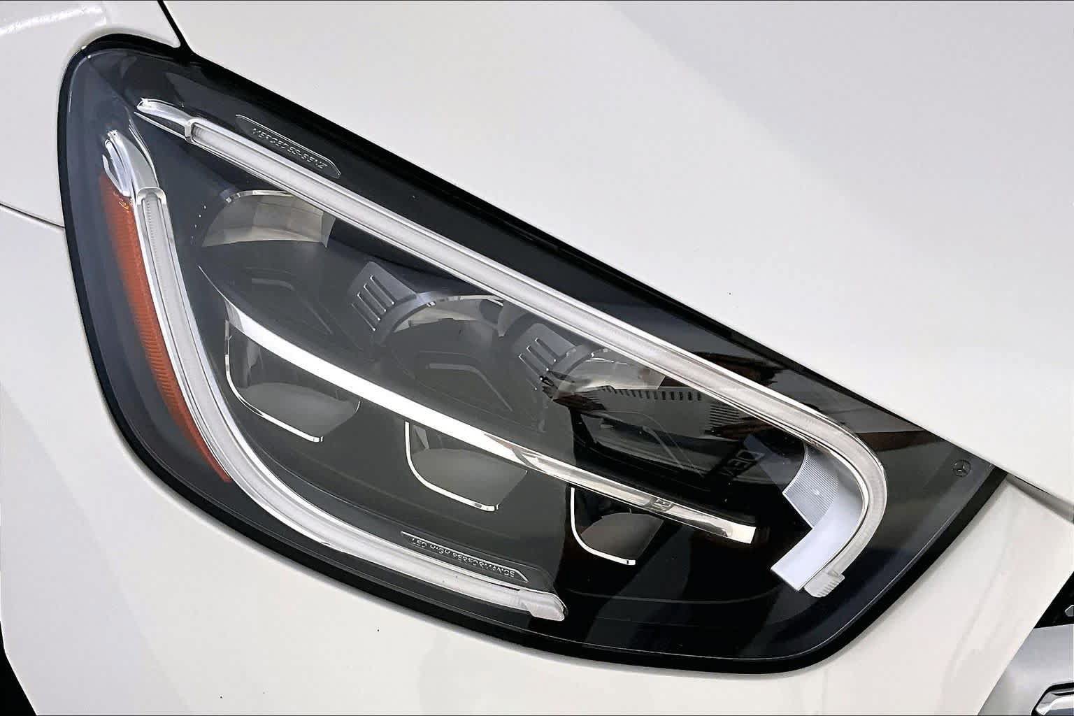 Used 2020 Mercedes-Benz GLC 300 4MATIC image 27
