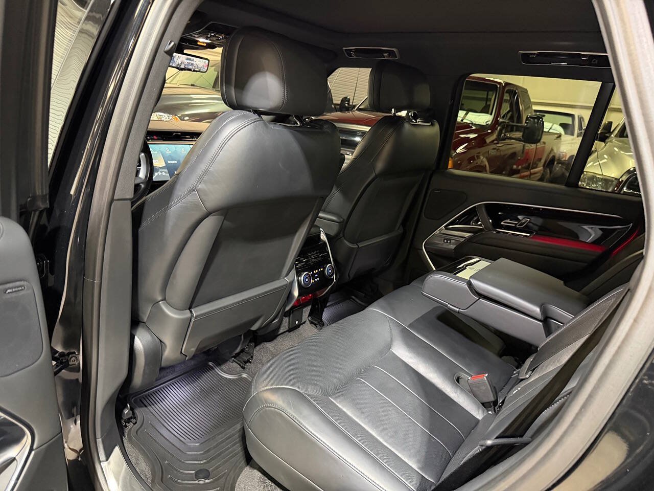 Used 2023 Land Rover Range Rover SE AWD/4WD image 47