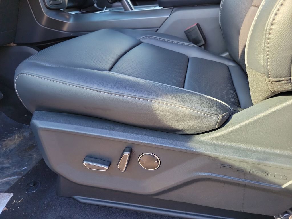 New 2026 Ford F150 Lariat w/ Equipment Group 502A High image 9