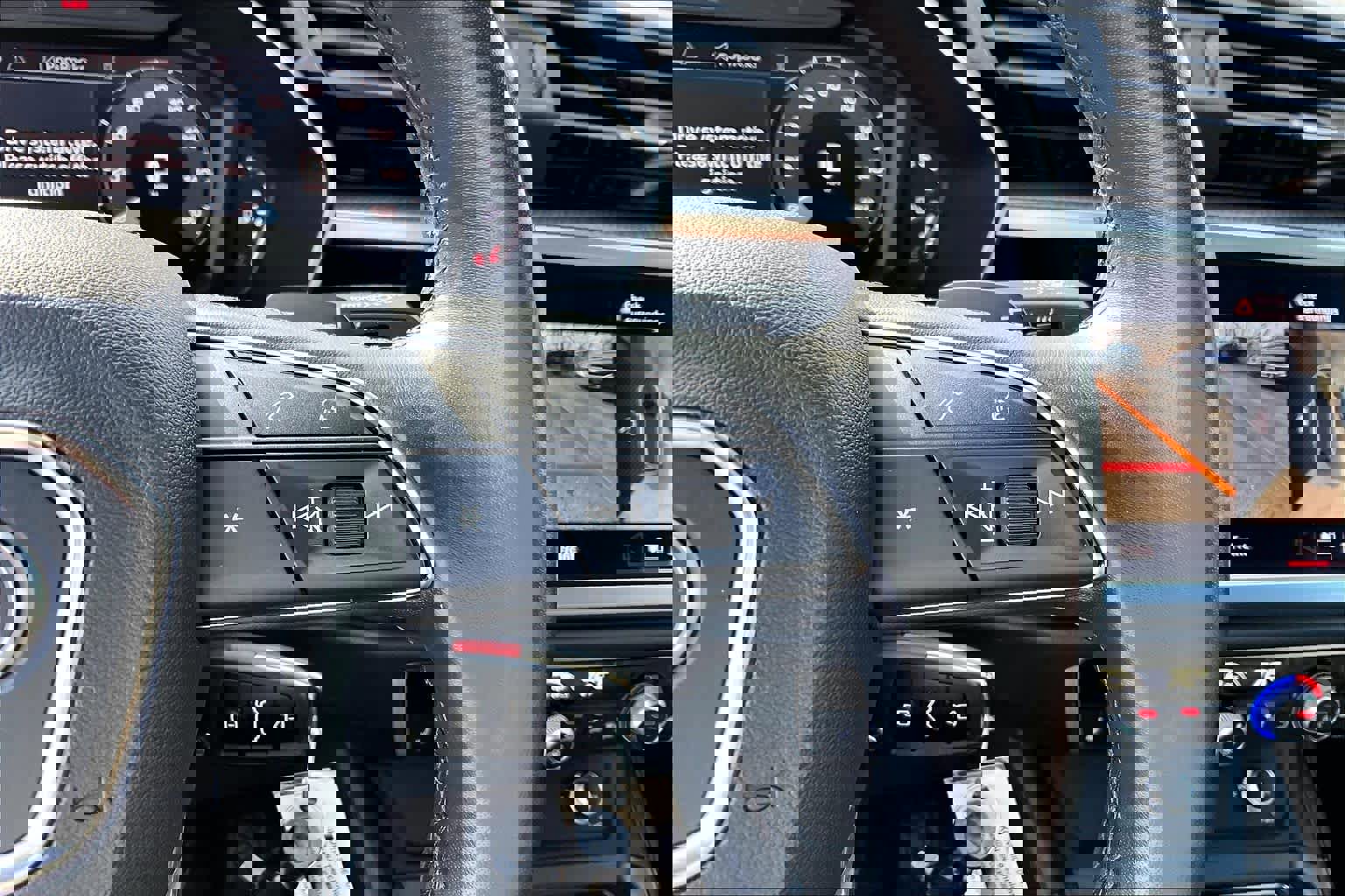 Used 2022 Audi Q3 2.0T Premium Plus image 23