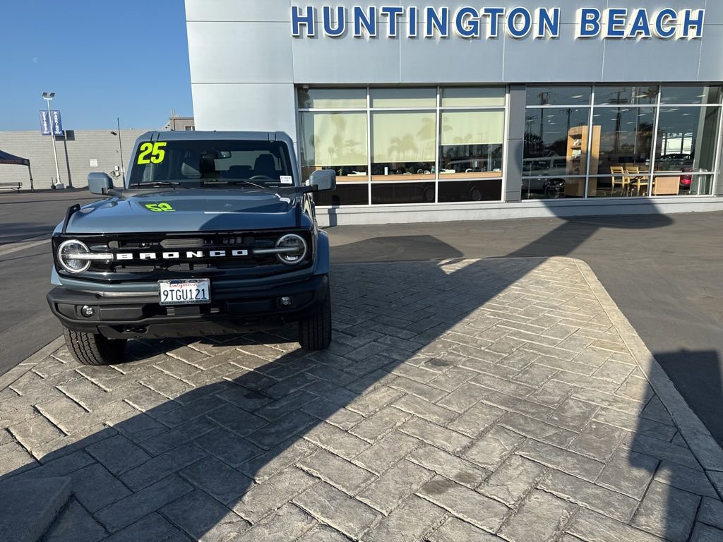 Used 2025 Ford Bronco Outer Banks image 20