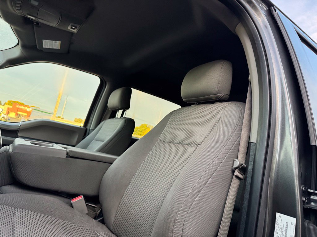 Used 2016 Ford F150 XLT w/ Equipment Group 302A Luxury AWD/4WD image 6