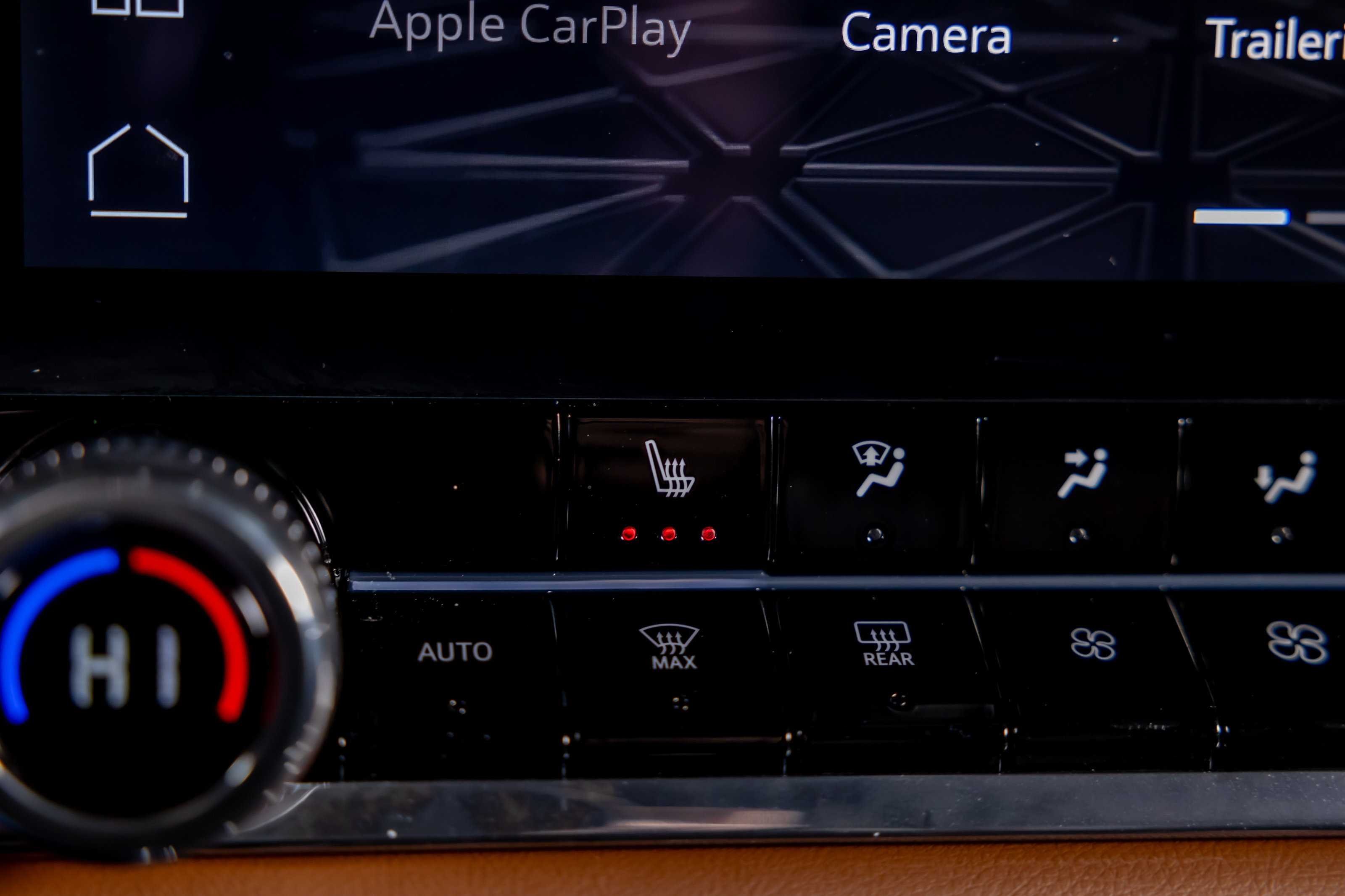 Used 2026 GMC Canyon AT4 w/ Nightfall Essentials Package image 17