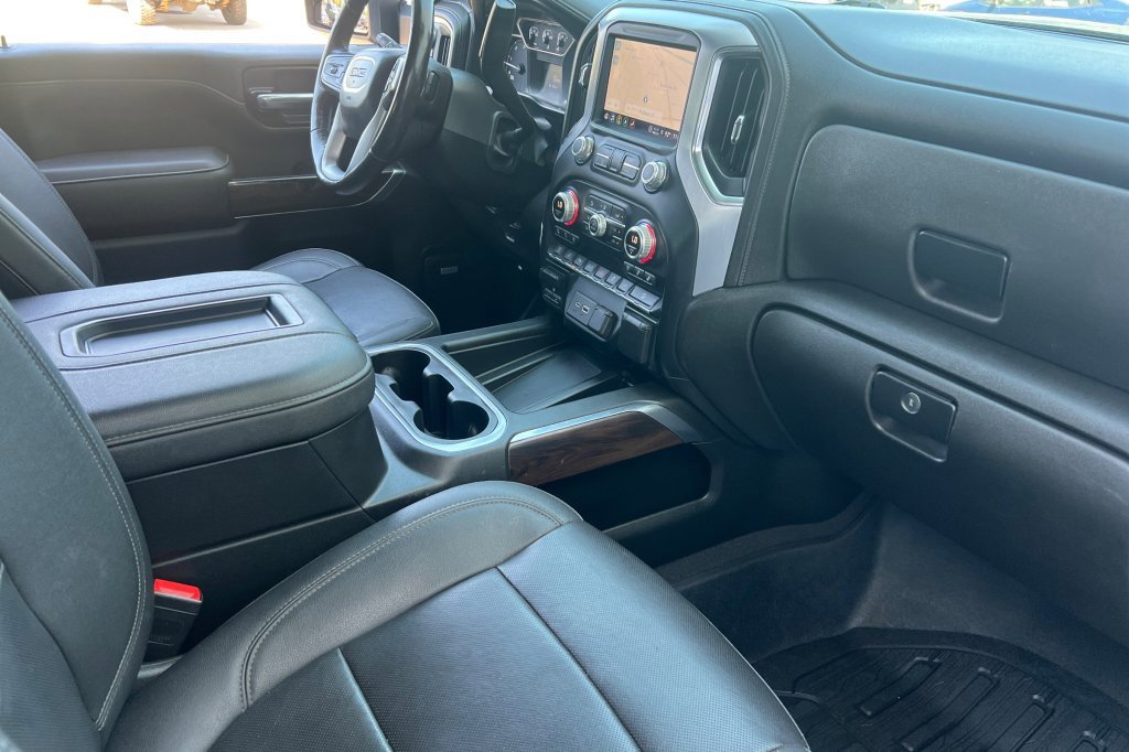 Used 2022 GMC Sierra 3500 SLT w/ SLT Preferred Package image 12