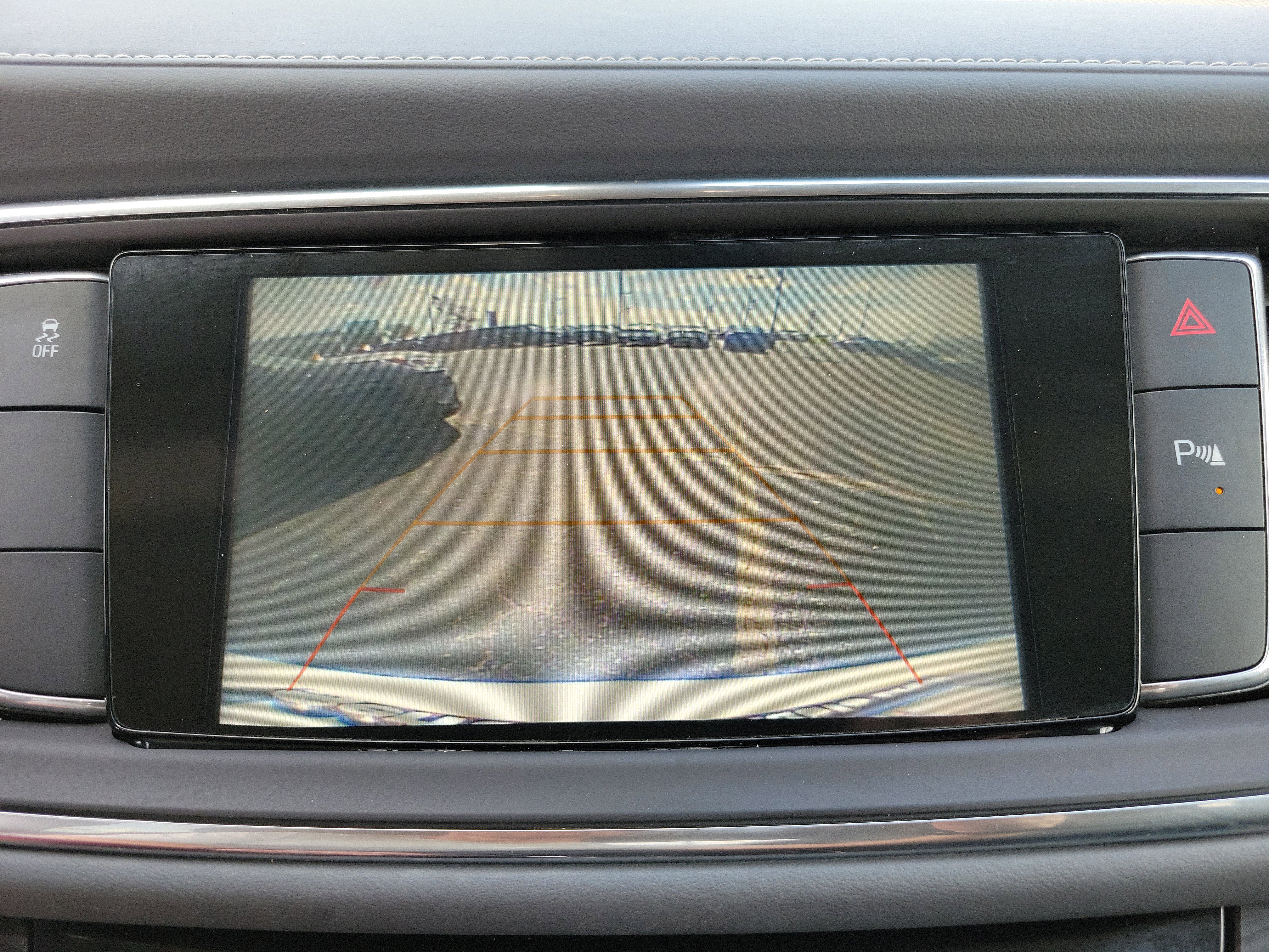 Used 2019 Buick Enclave Essence image 16