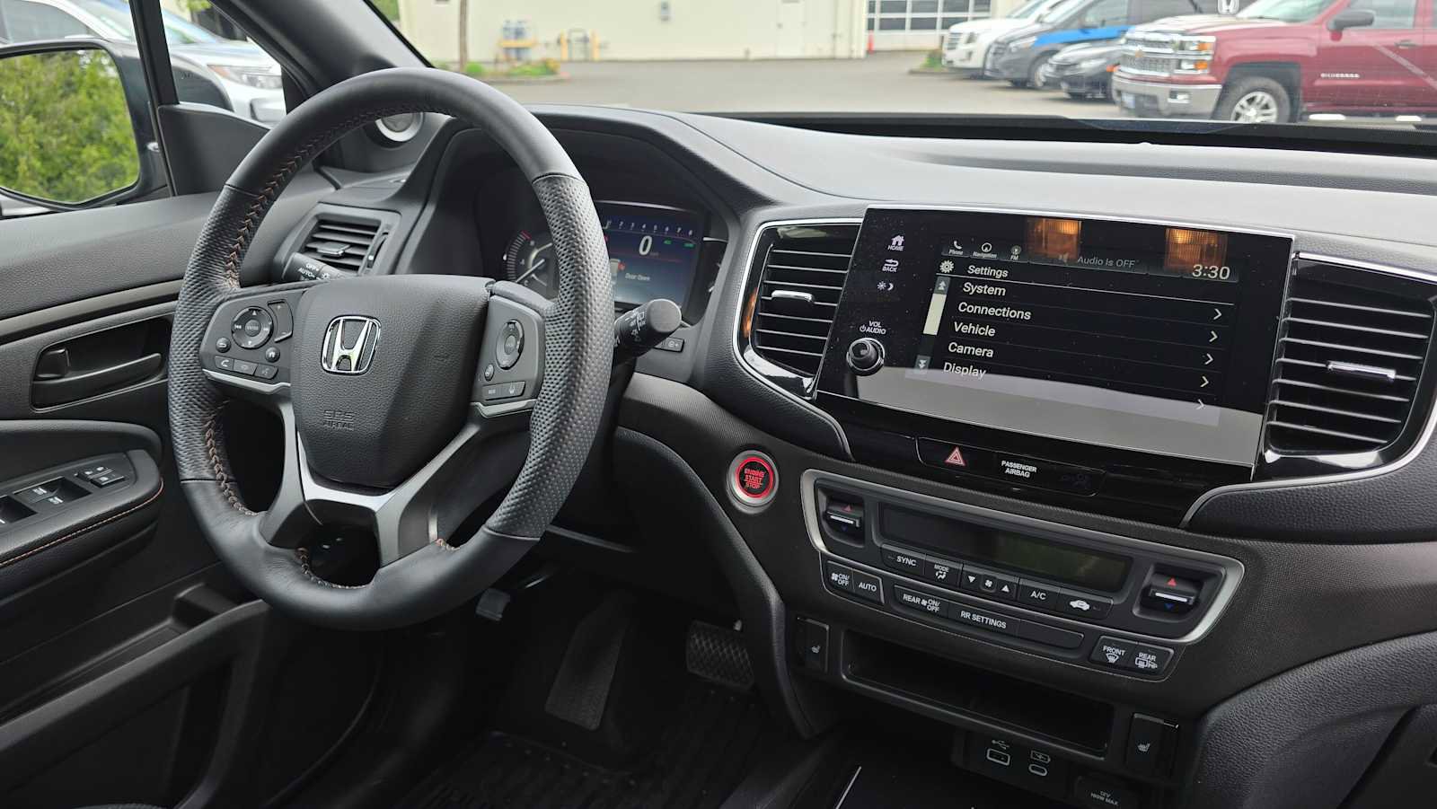 Used 2025 Honda Passport TrailSport image 11