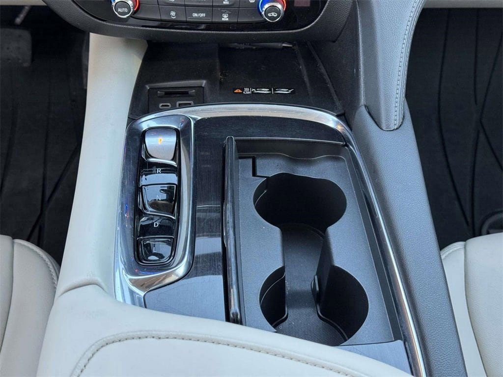 Used 2023 Buick Enclave Essence w/ Experience Buick Package image 6