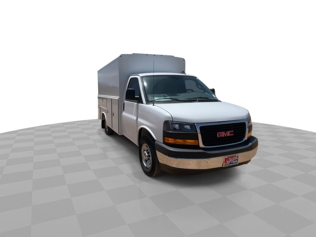 New 2025 GMC Savana 3500 Work Van w/ Power Convenience Package image 2