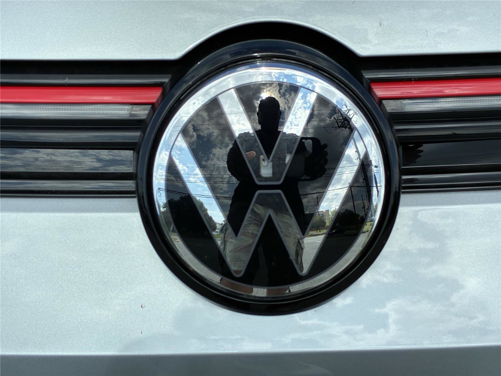 Certified 2026 Volkswagen GTI S FWD image 9
