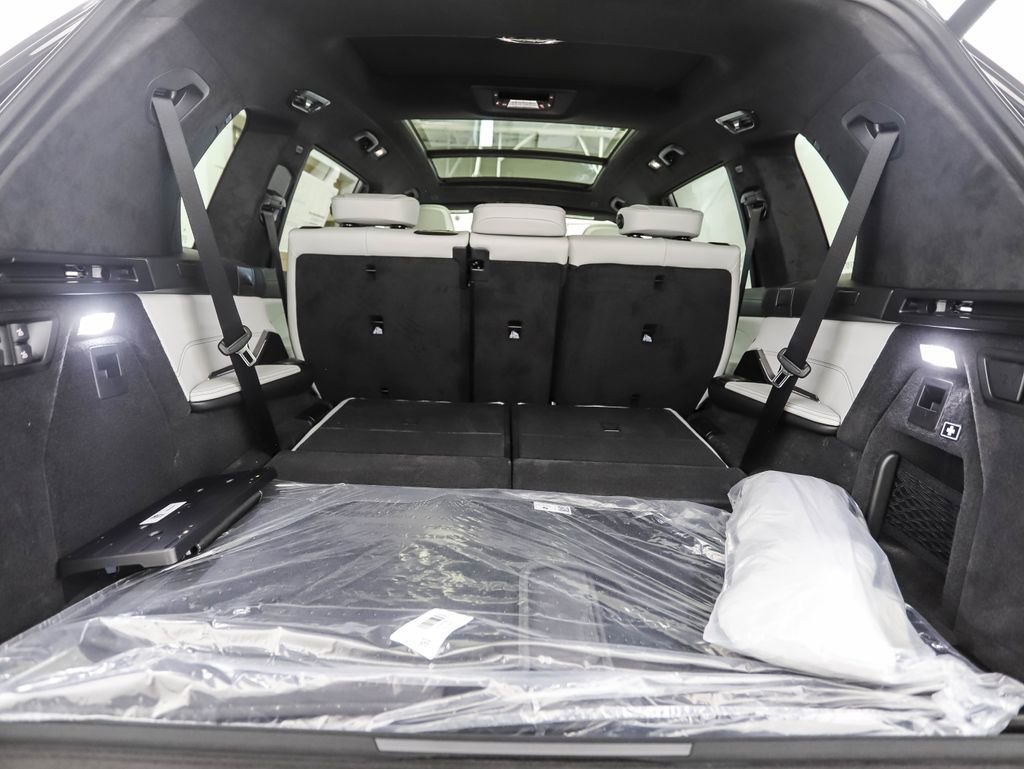 Used 2026 BMW X7 xDrive40i w/ M Sport Package image 29