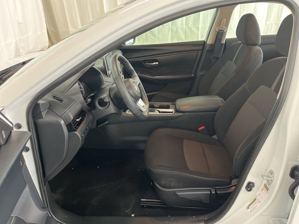 Used 2023 Nissan Sentra SV w/ All-Weather Package image 3