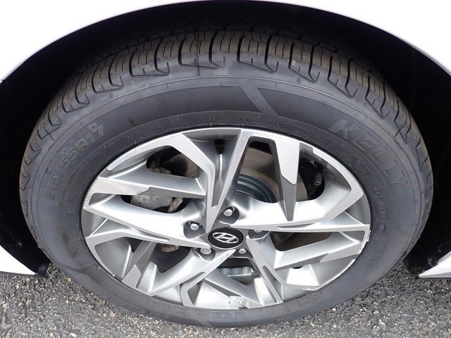Used 2023 Hyundai Sonata SEL w/ Cargo Package image 12