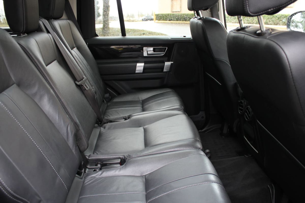 Used 2015 Land Rover LR4 image 33