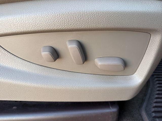 Used 2015 Chevrolet Silverado 2500 LTZ w/ LTZ Plus Package image 34