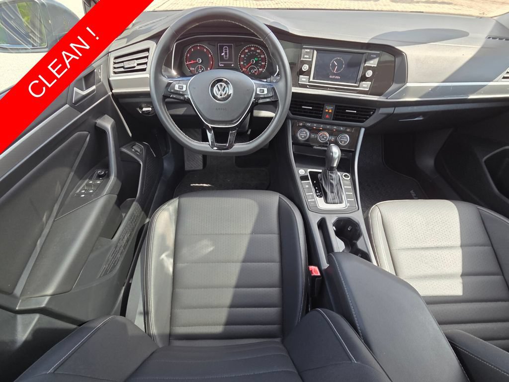 Used 2021 Volkswagen Jetta SE FWD image 6