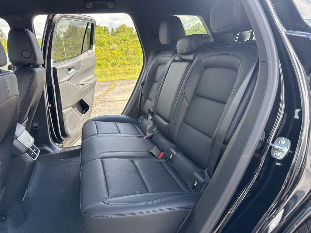 New 2026 Chevrolet Equinox LT w/ Convenience Package II image 22