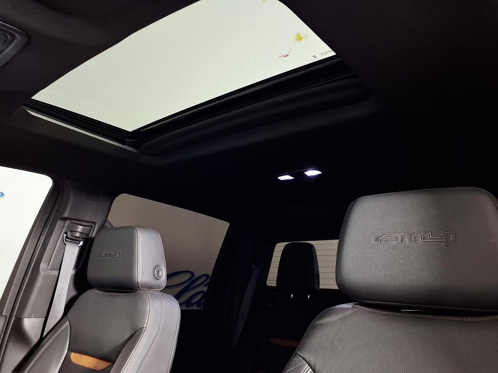 Used 2024 GMC Sierra 2500 AT4 w/ AT4 Premium Plus Package image 13