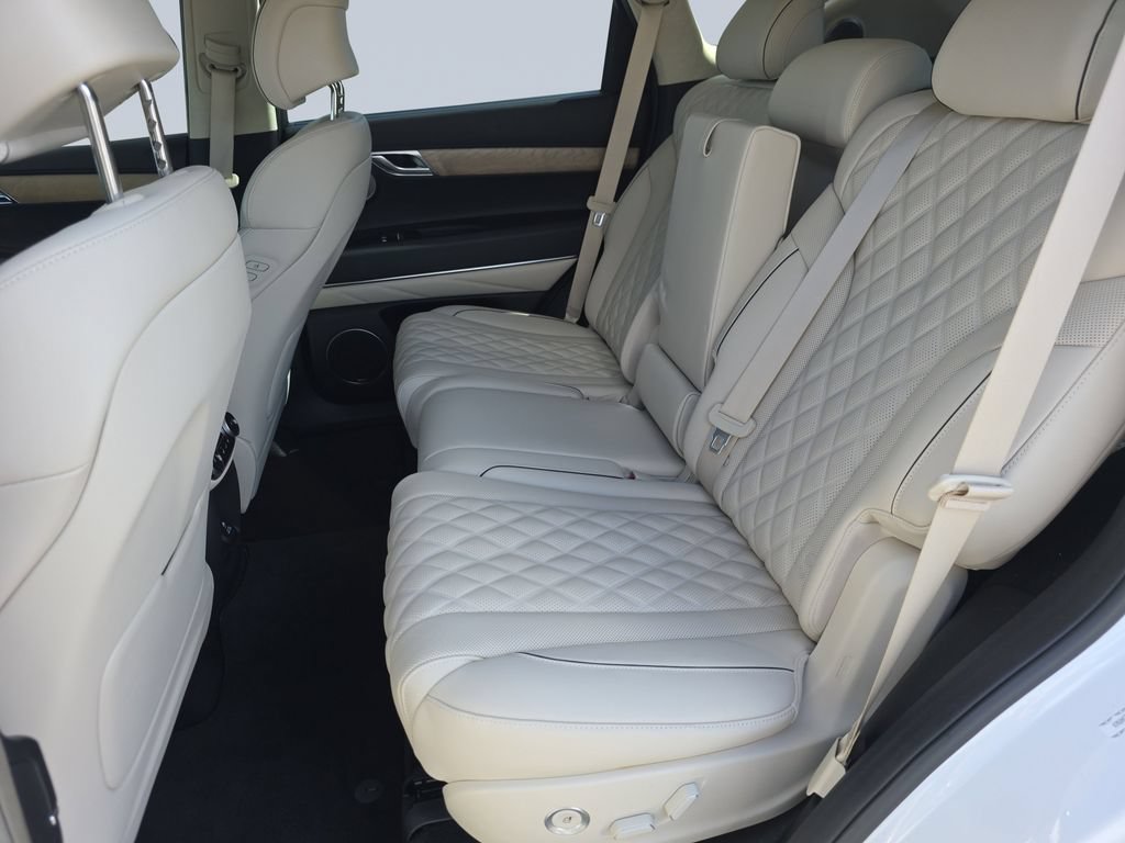 Used 2024 Genesis GV80 3.5T w/ Prestige Package AWD/4WD image 31