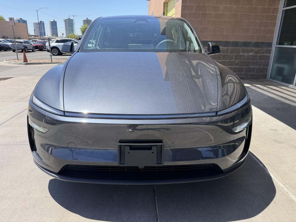 Used 2026 Tesla Model Y Long Range RWD image 10