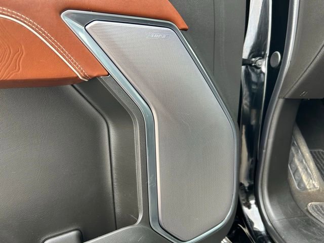 Used 2024 GMC Sierra 3500 Denali Ultimate AWD/4WD image 38