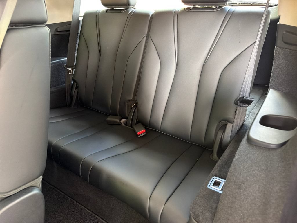 Used 2024 Acura MDX w/ Technology Package FWD image 33