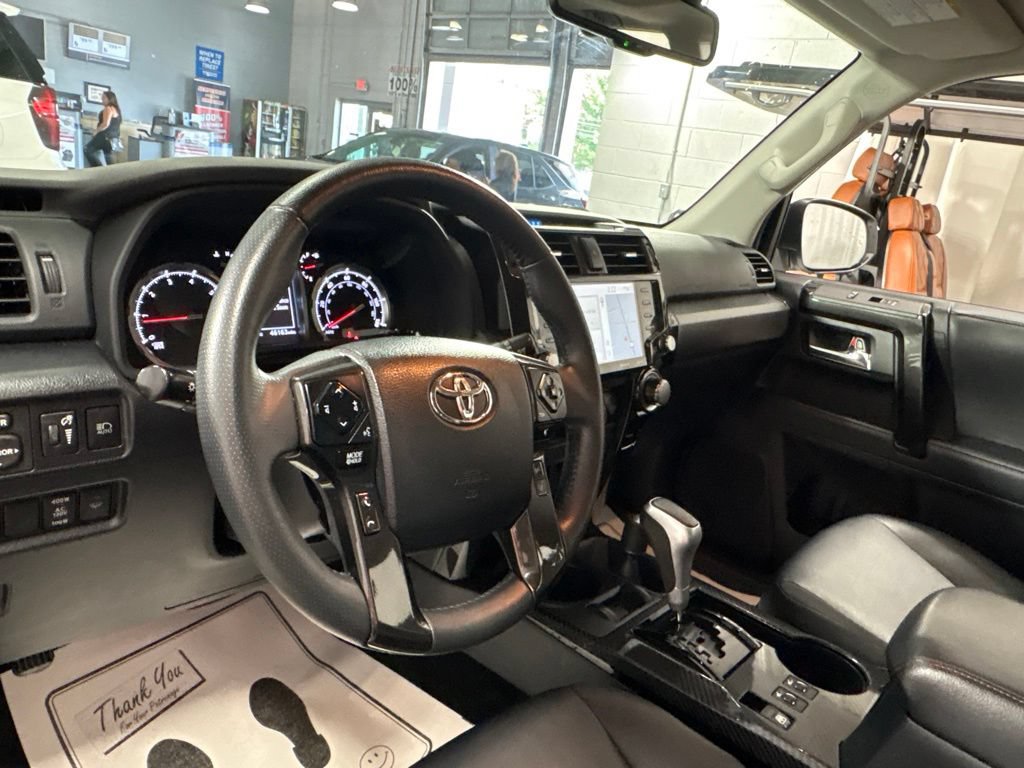 Used 2022 Toyota 4Runner TRD Off-Road Premium AWD/4WD image 17