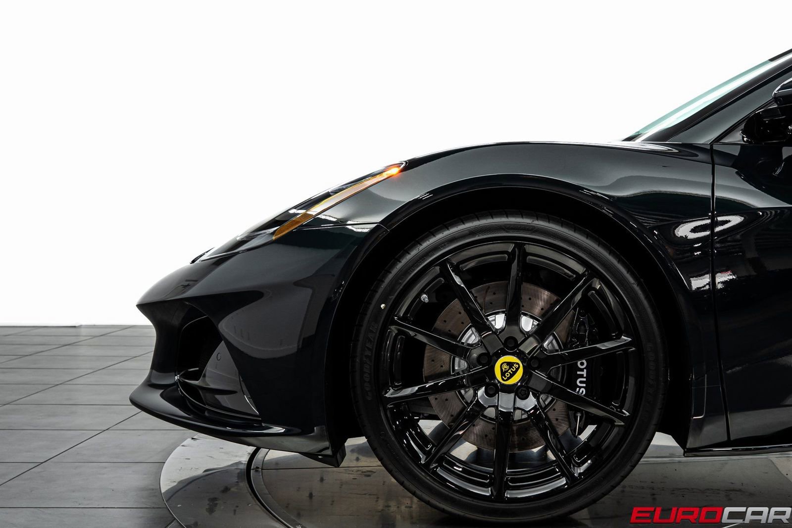 New 2025 Lotus Emira image 12