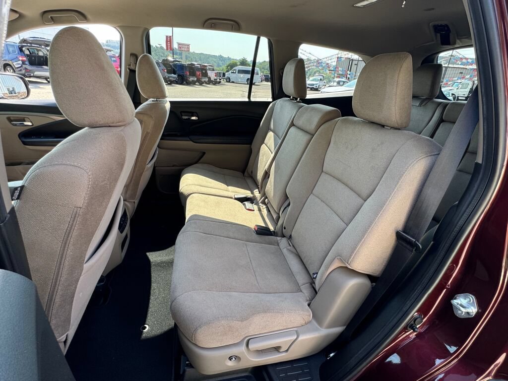 Used 2021 Honda Pilot EX image 14