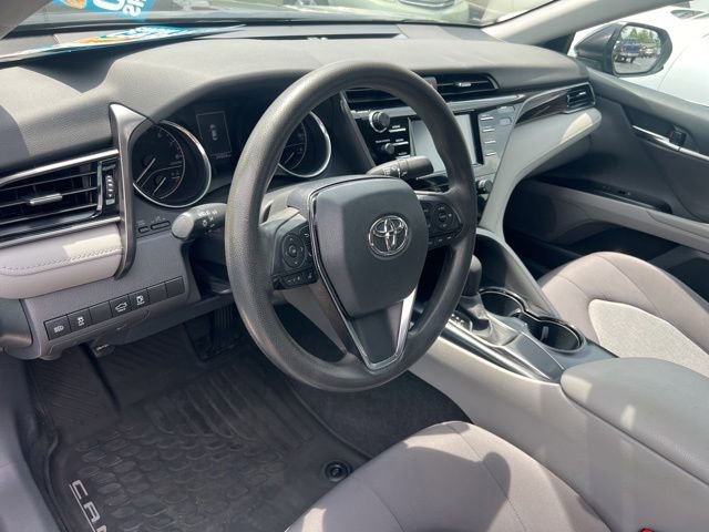 Used 2020 Toyota Camry LE FWD image 4