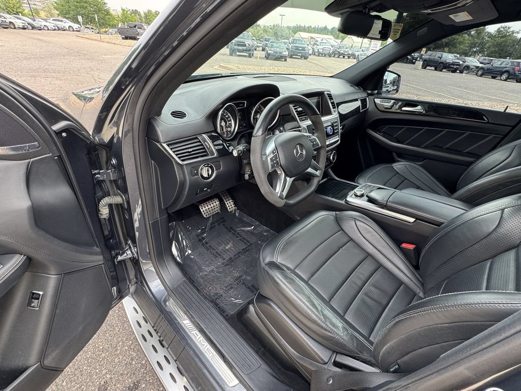 Used 2014 Mercedes-Benz ML 63 AMG 4MATIC image 21