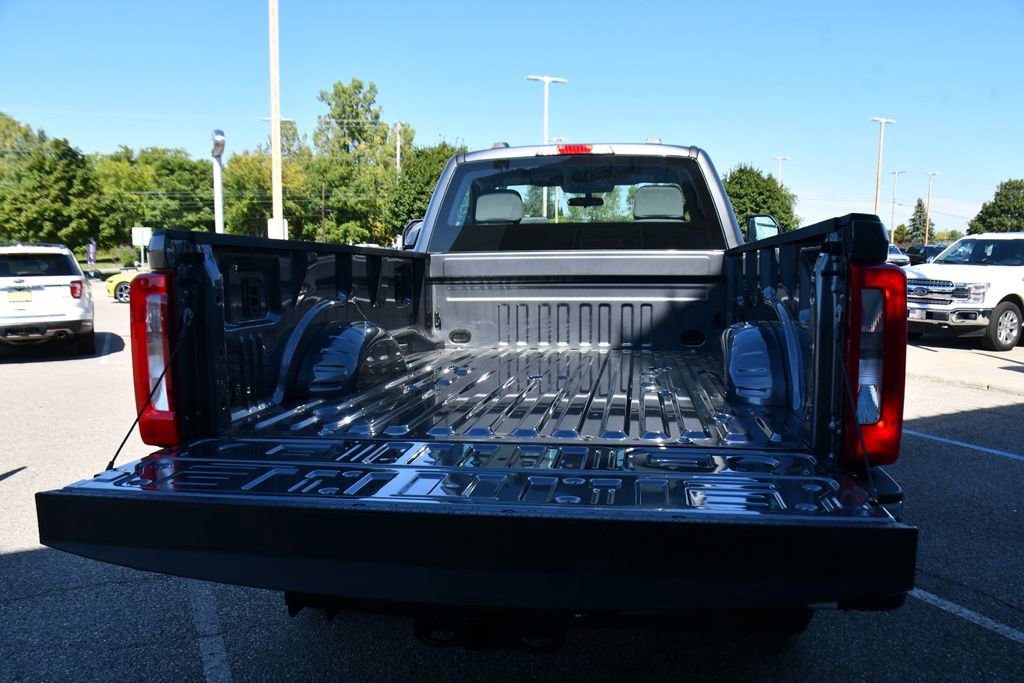 New 2026 Ford F350 XL w/ XL Off-Road Package image 16