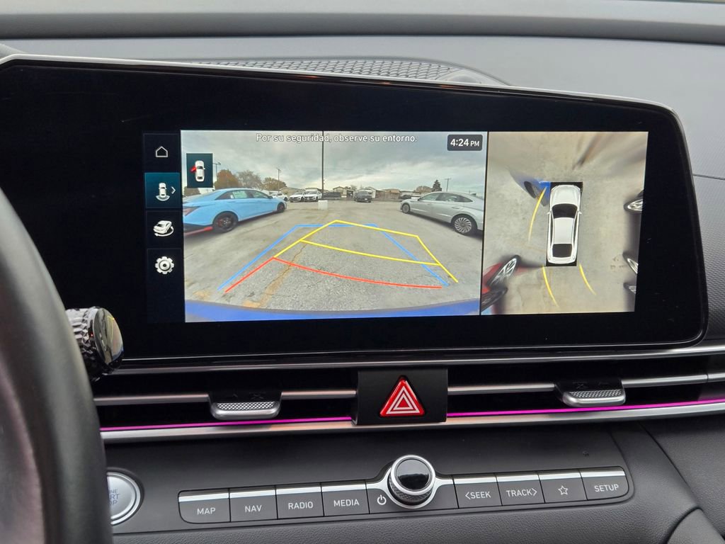 Used 2024 Hyundai Elantra Limited image 33