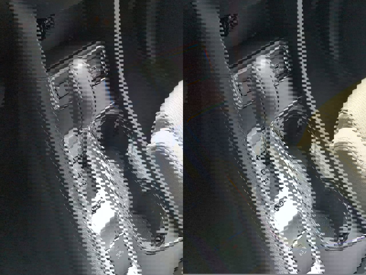 Used 2024 Subaru Ascent Premium w/ Convenience Package image 24