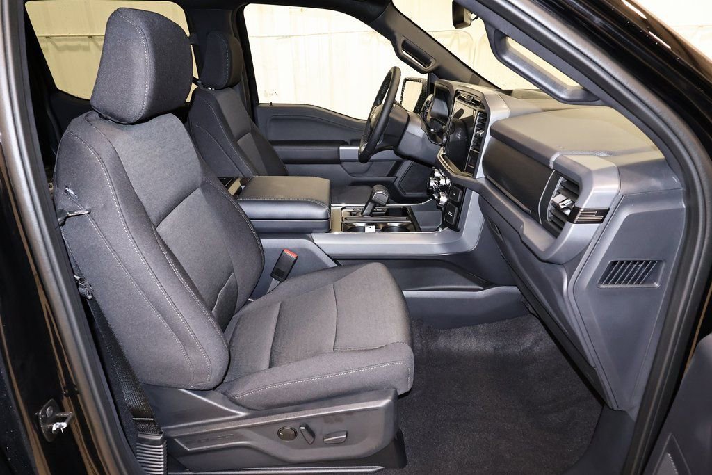 New 2026 Ford F150 XLT w/ Equipment Group 302A MID image 16