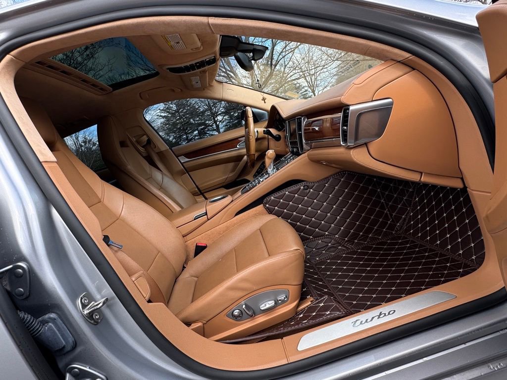 Used 2011 Porsche Panamera Turbo image 21
