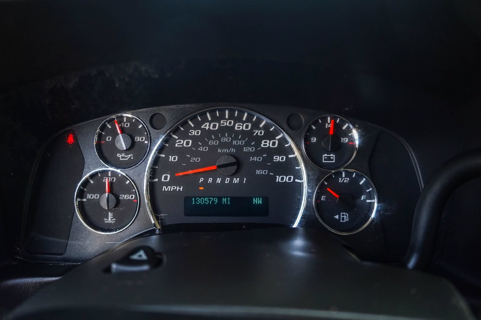 Used 2017 Chevrolet Express 3500 RWD image 23