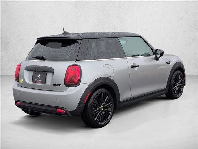 Used 2024 MINI Cooper SE image 5