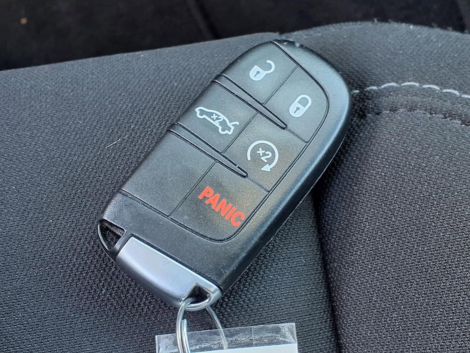 Used 2022 Dodge Charger GT image 11