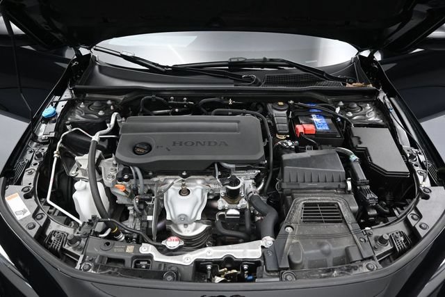 Used 2025 Honda Civic Sport image 31