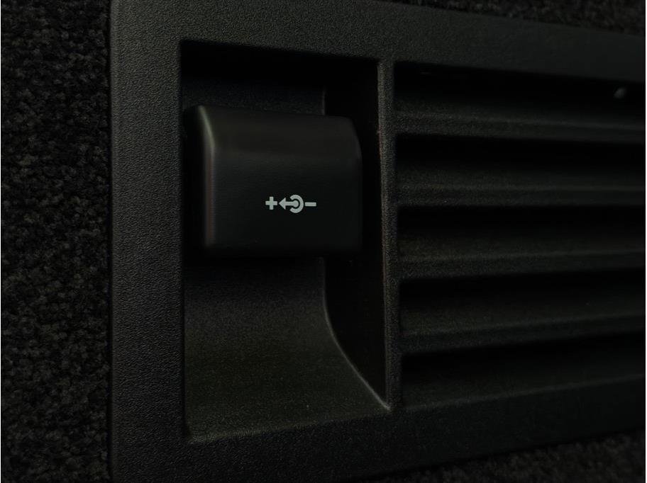 Used 2019 Land Rover Range Rover HSE image 45