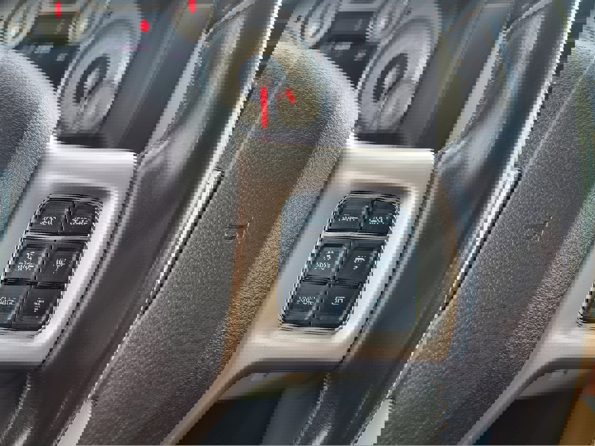 Used 2017 RAM 1500 Laramie Longhorn image 17