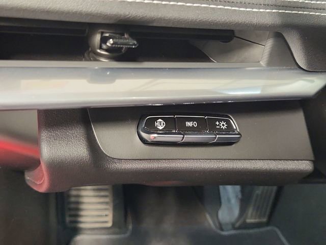 Used 2021 Chevrolet Corvette Stingray Preferred Conv w/ Z51 Performance Package RWD image 17