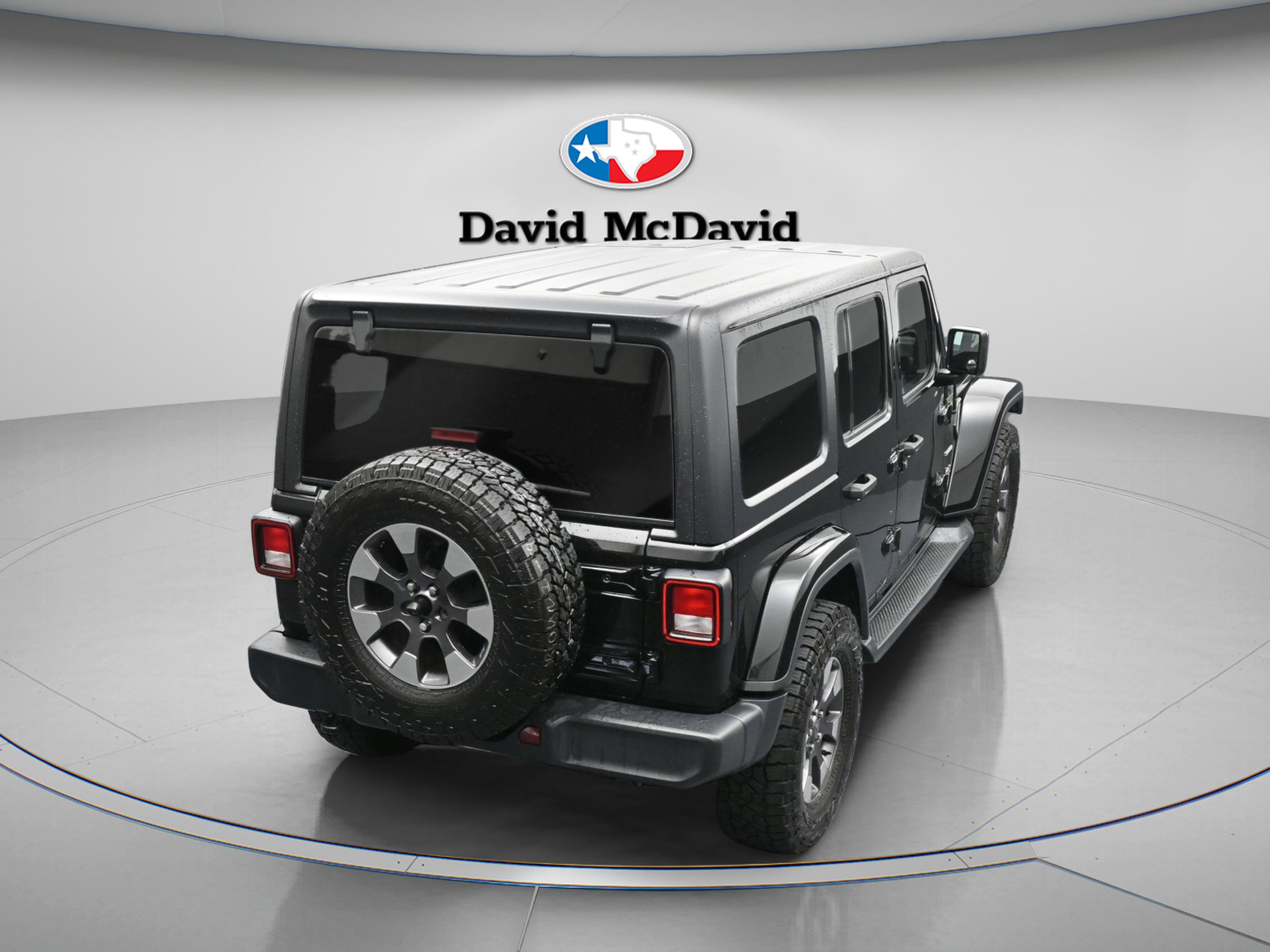 Used 2018 Jeep Wrangler Unlimited Sahara AWD/4WD image 38